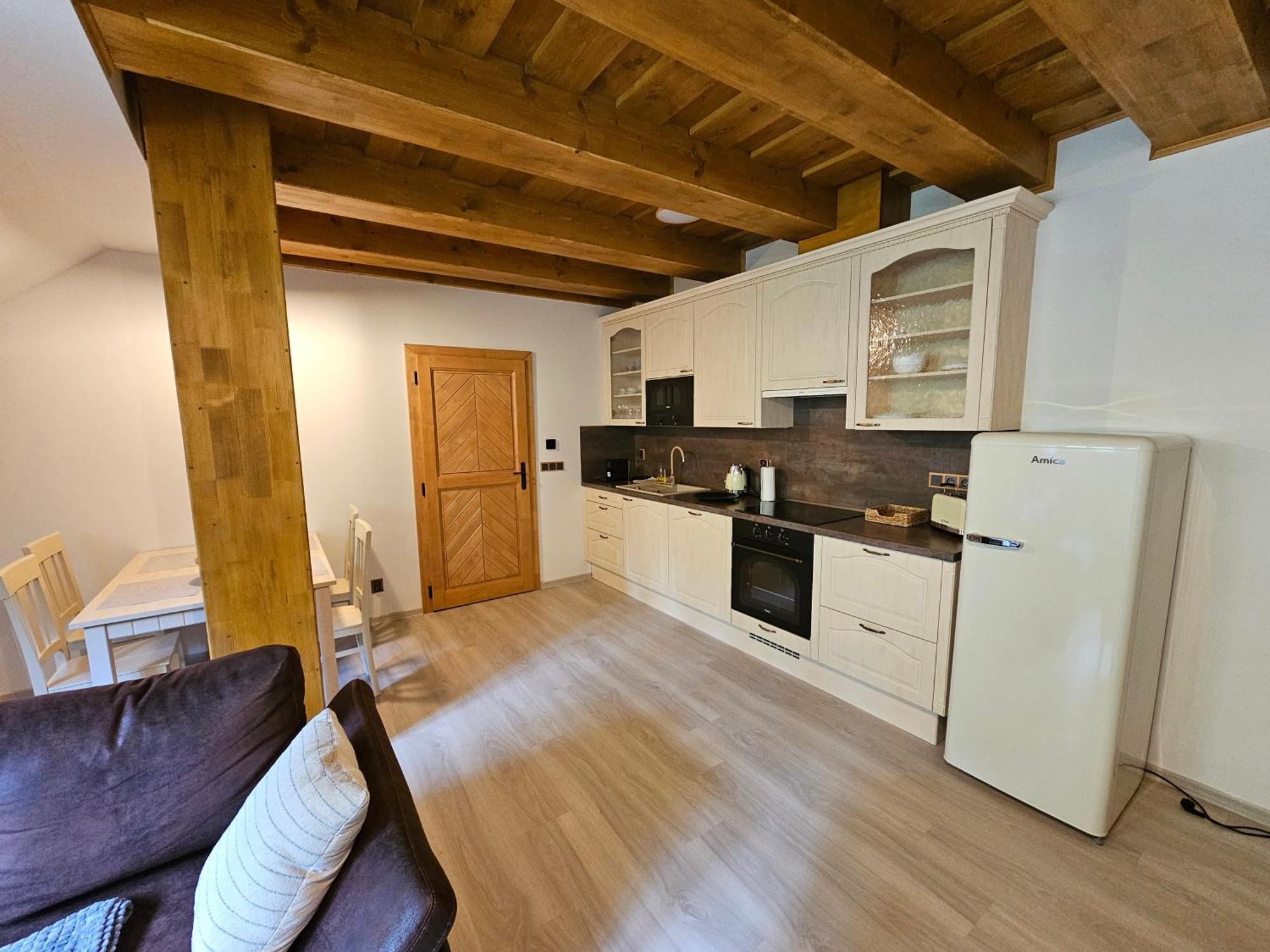 Apartmany Jezerne Velké Karlovice Exterior foto